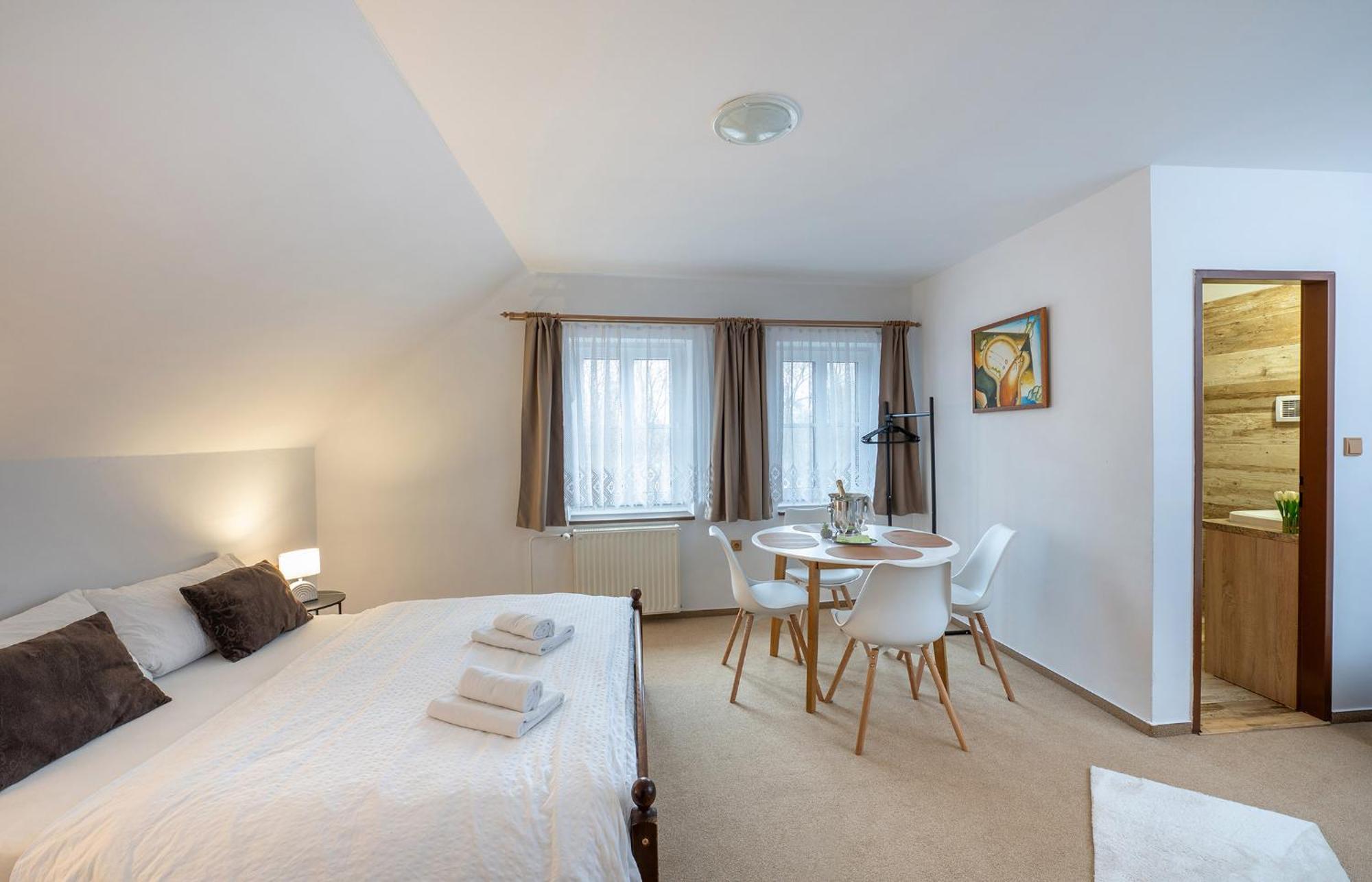 Rodinny Hotel Myslivna Třeboň 외부 사진