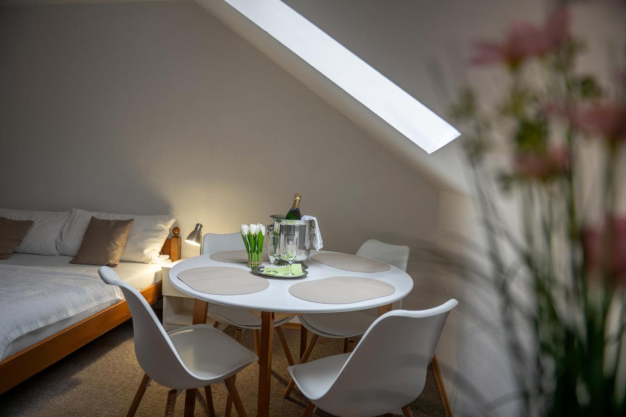 Rodinny Hotel Myslivna Třeboň 외부 사진