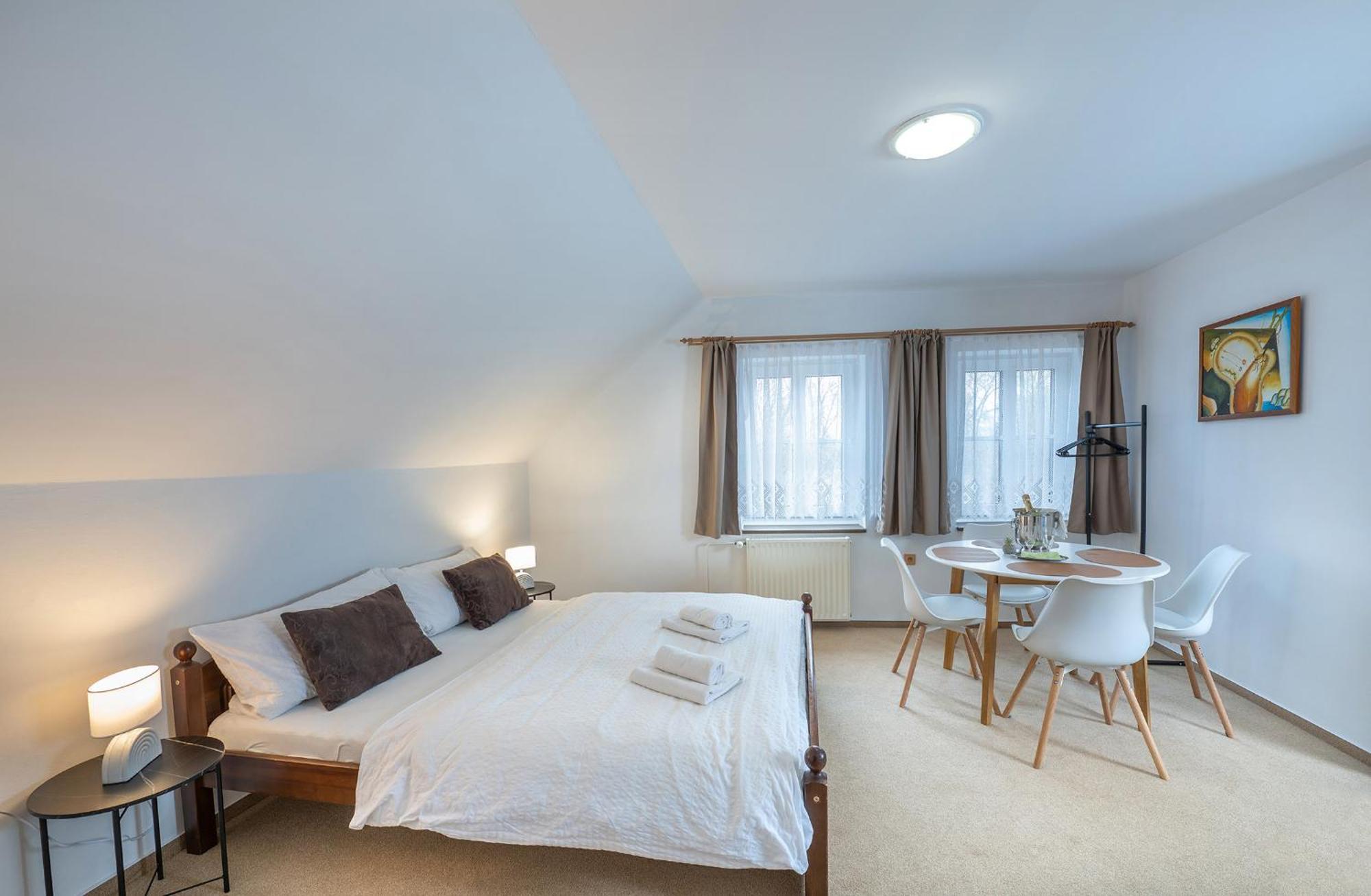 Rodinny Hotel Myslivna Třeboň 외부 사진