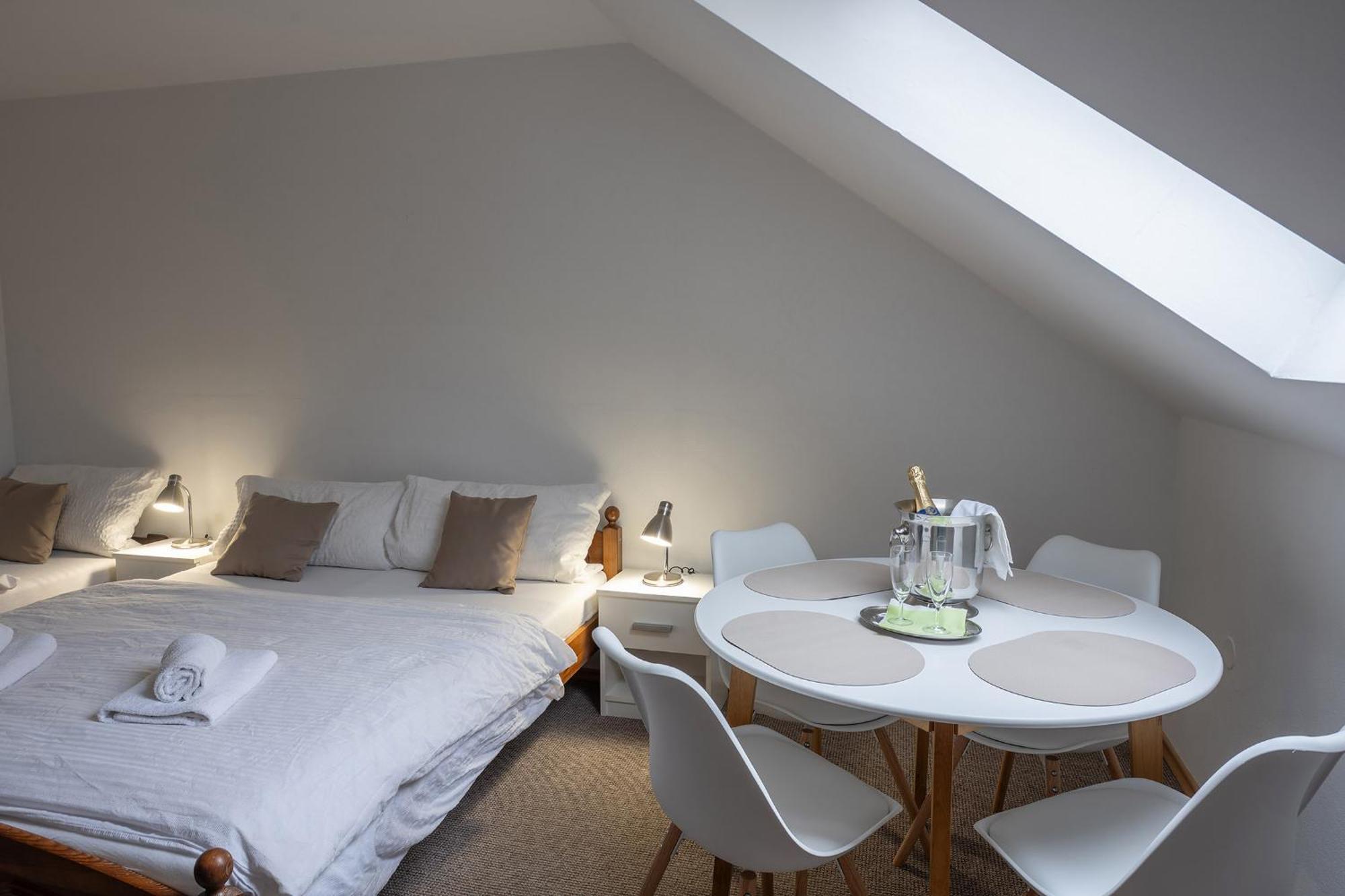 Rodinny Hotel Myslivna Třeboň 외부 사진