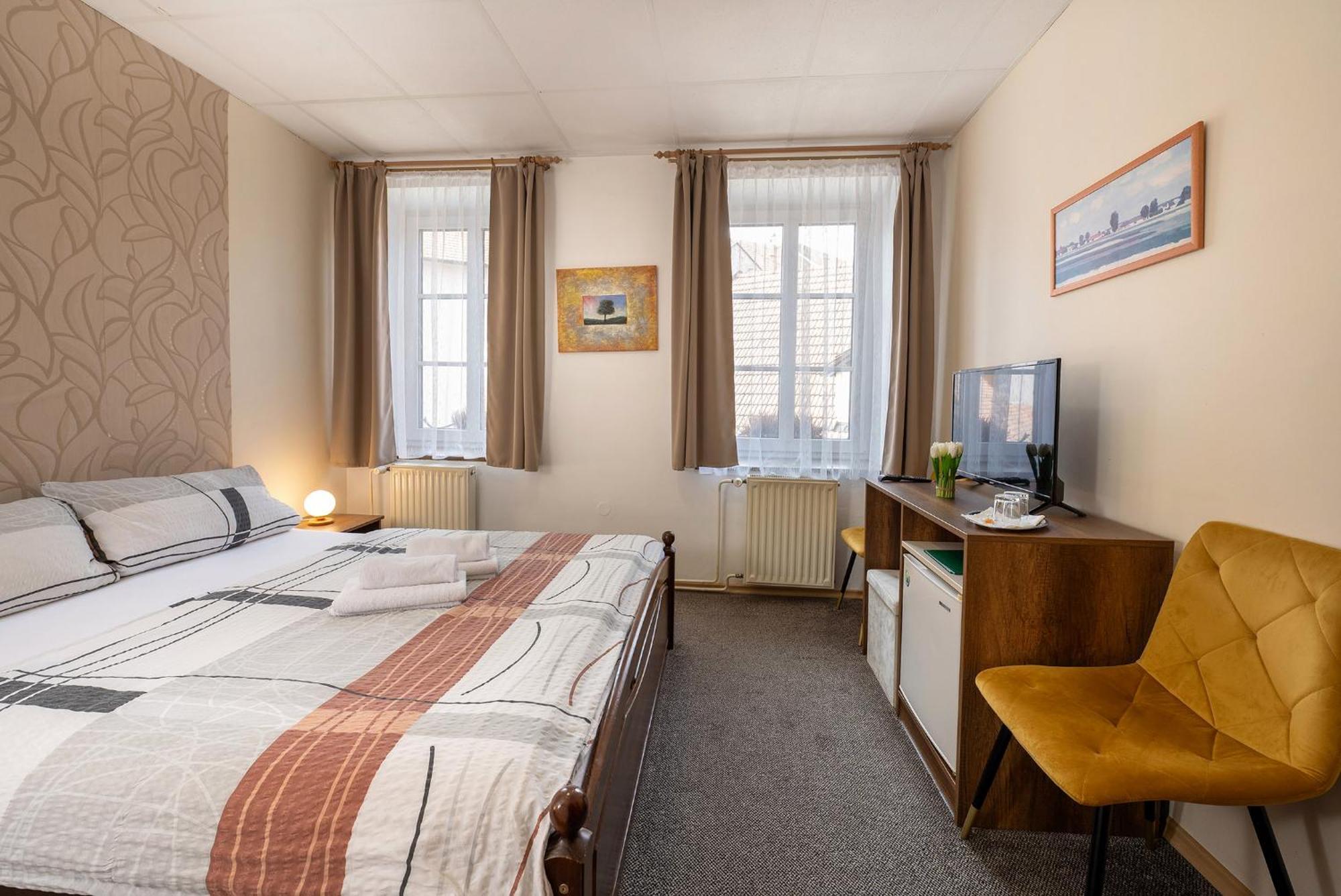 Rodinny Hotel Myslivna Třeboň 외부 사진