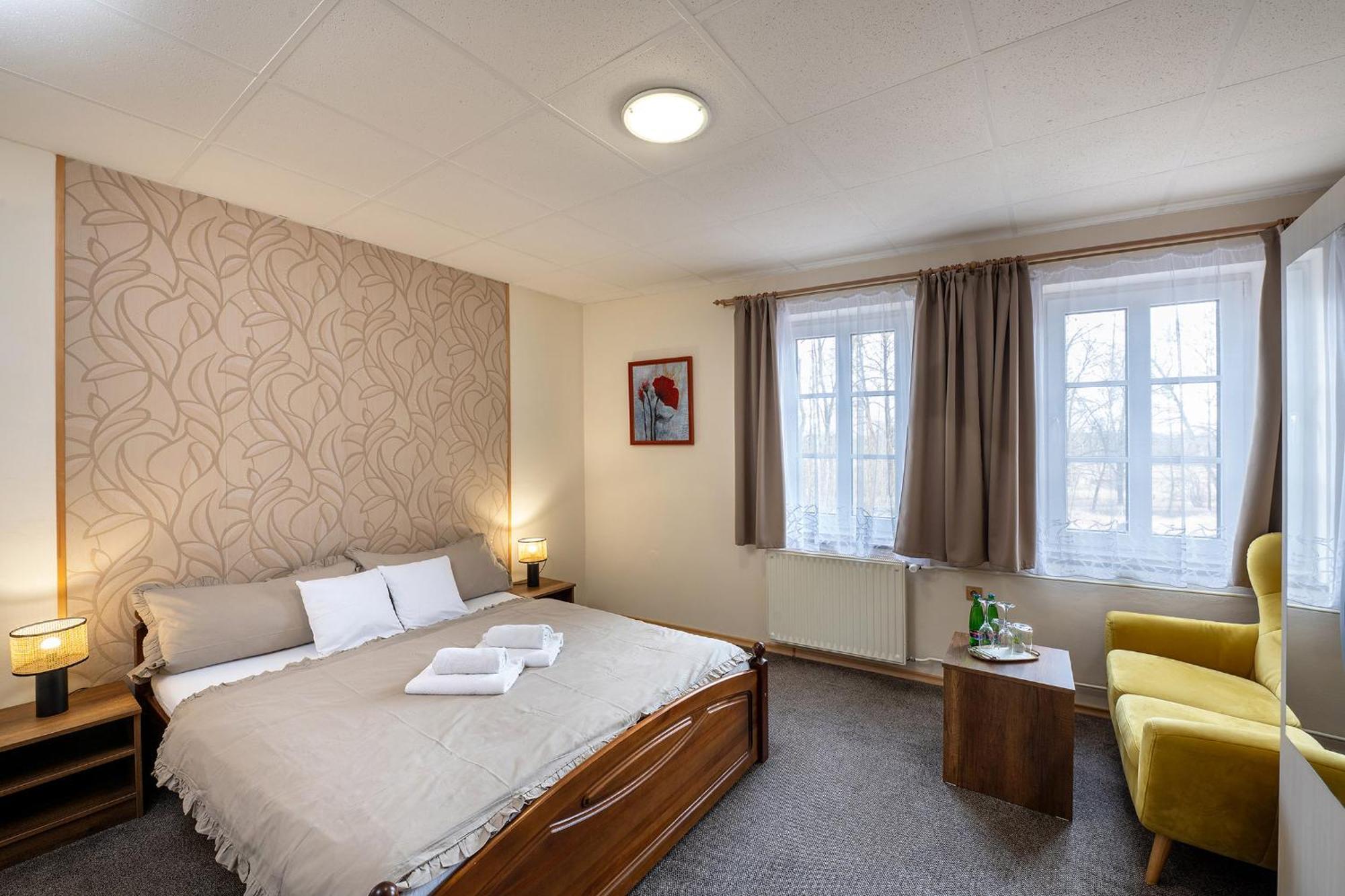 Rodinny Hotel Myslivna Třeboň 외부 사진